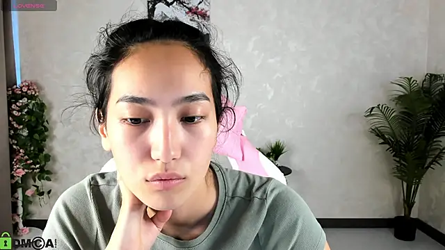 FlirtyAura online show from 09-30-25, 03:45