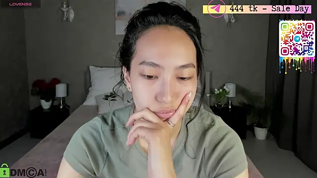 Snapshot of FlirtyAura chatting on 05-23-26, 03:38 FlirtyAura online show from 05-23-26, 03:38