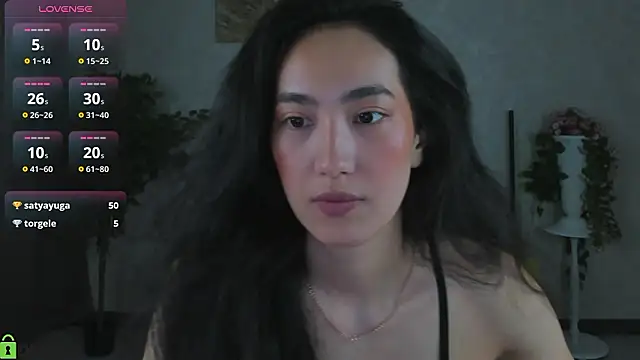 FlirtyAura online show from 02-14-26, 03:29