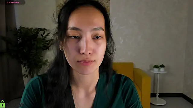 Snapshot of FlirtyAura chatting on 05-11-26, 11:33 FlirtyAura online show from 05-11-26, 11:33