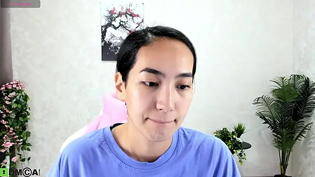 FlirtyAura online show from 10-20-25, 02:35