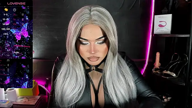 Snapshot of TempestousPleasure chatting on 06-19-26, 04:02 TempestousPleasure online show from 06-19-26, 04:02
