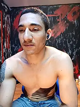 Snapshot of jhonny_thes28 chatting on 05-05-26, 10:51 jhonny thes28 online show from 05-05-26, 10:51