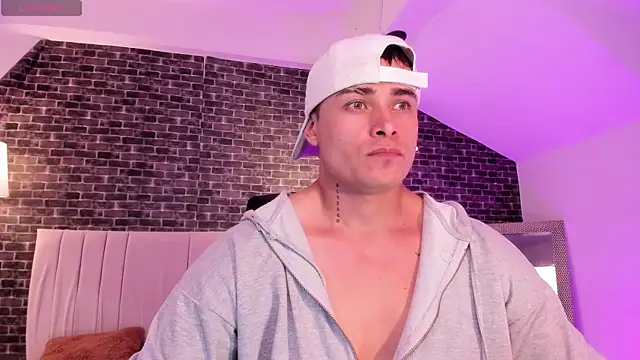 connorsmiith online show from 02-05-26, 07:32