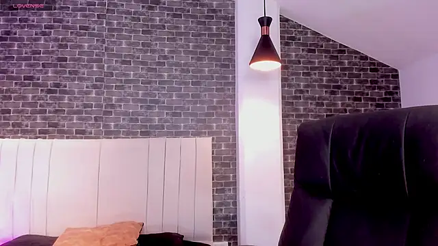 connorsmiith online show from 03-25-26, 02:49