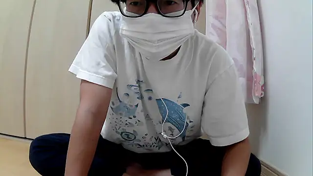 Snapshot of kyoron chatting on 12-21-25, 12:18 kyoron online show from 12-21-25, 12:18