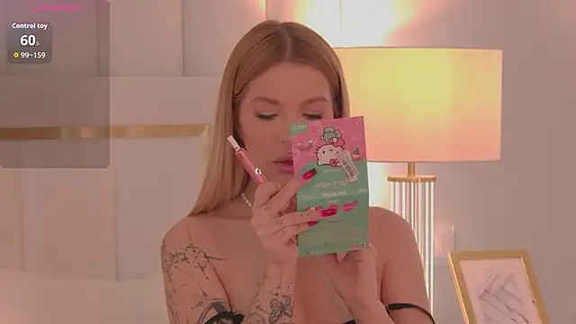 AriellaMelo online show from 11-15-25, 05:55