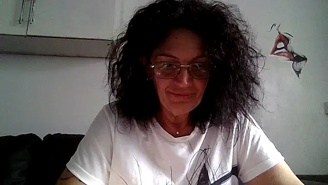 RubyyRosee online show from 07-04-26, 06:20