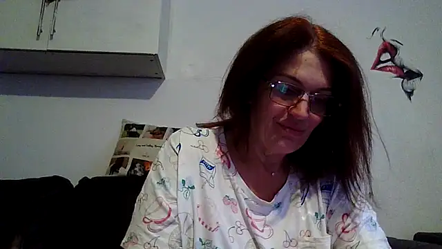 Snapshot of RubyyRosee chatting on 05-11-26, 08:16 RubyyRosee online show from 05-11-26, 08:16