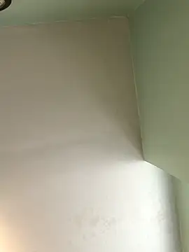 RubyyRosee online show from 11-23-25, 09:41