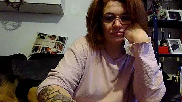 RubyyRosee online show from 12-14-25, 11:05