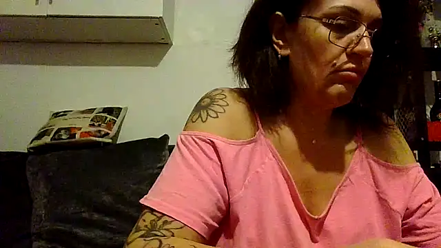 RubyyRosee online show from 12-23-25, 06:34