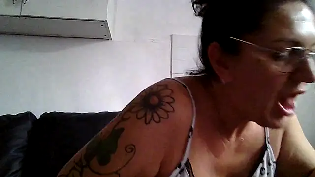 RubyyRosee online show from 06-29-26, 08:54