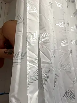 RubyyRosee online show from 11-19-25, 10:32