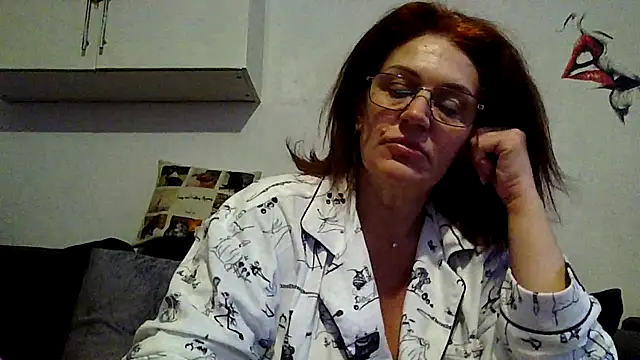 RubyyRosee online show from 04-13-26, 05:44