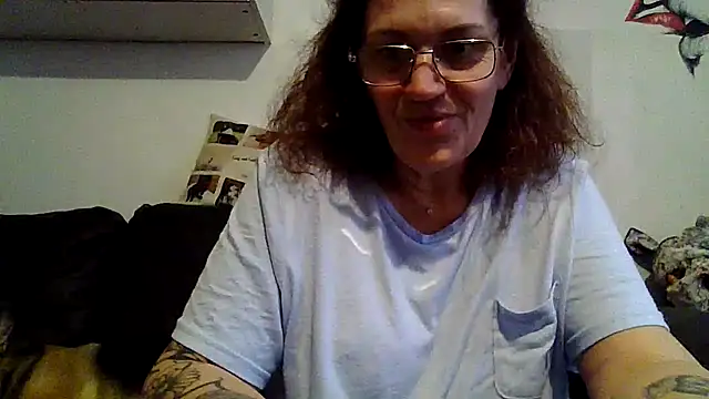 Snapshot of RubyyRosee chatting on 05-16-26, 05:39 RubyyRosee online show from 05-16-26, 05:39