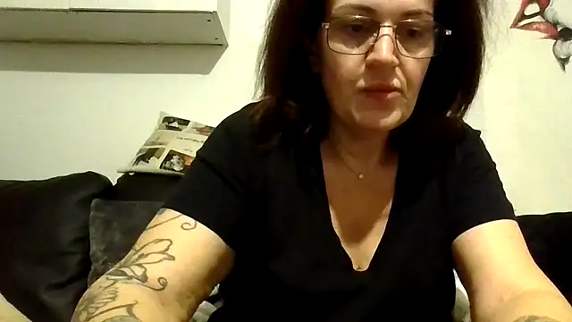 RubyyRosee online show from 02-10-26, 06:34