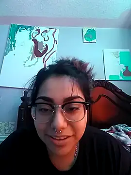 Snapshot of Lovelyrainn chatting on 09-27-25, 04:46 Lovelyrainn online show from 09-27-25, 04:46