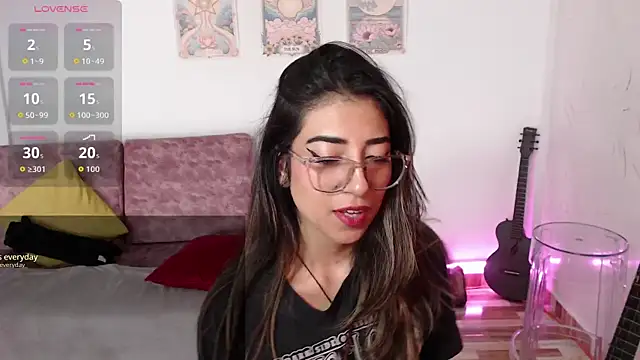 Susanahendrix online show from 01-12-26, 06:47