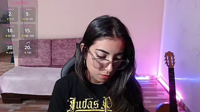 Susanahendrix online show from 03-06-26, 06:14