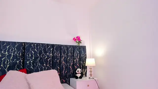 katte landerr online show from 04-10-26, 01:18