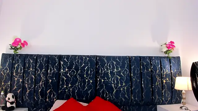 Snapshot of katte_landerr chatting on 05-28-26, 01:17 katte landerr online show from 05-28-26, 01:17