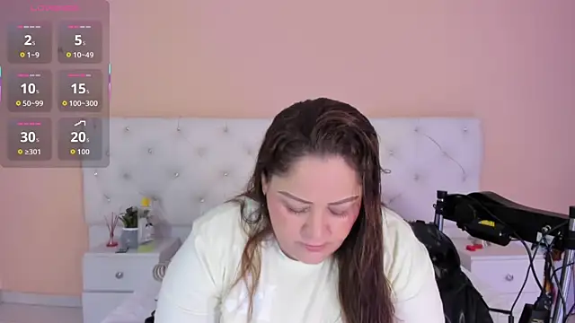 katte landerr online show from 10-10-25, 01:12