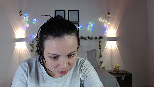 Megan 05  online show from 05-01-26, 06:57