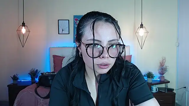 Megan 05  online show from 07-24-26, 07:21