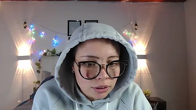 Megan 05  online show from 05-02-26, 06:57