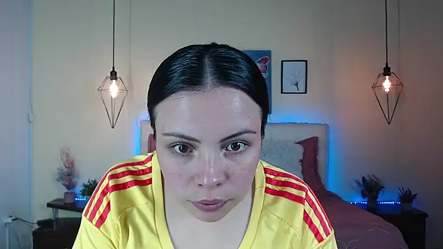 Megan 05  online show from 06-17-26, 07:13