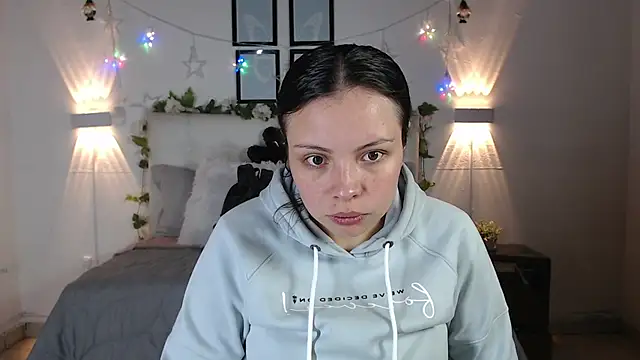 Megan 05  online show from 03-22-26, 07:04