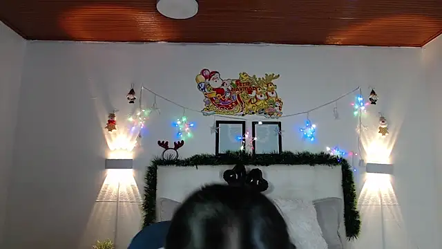 Megan 05  online show from 12-17-25, 06:57