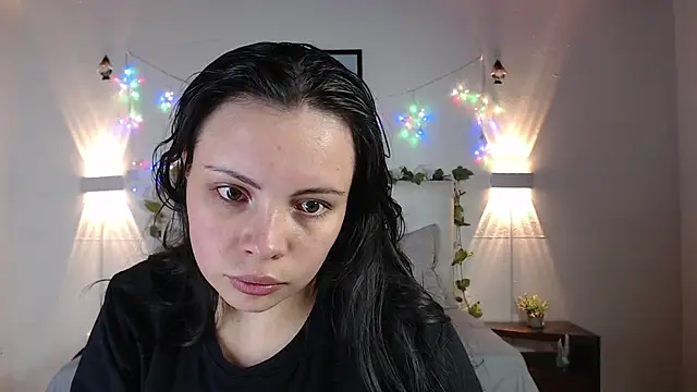 Megan 05  online show from 05-08-26, 07:17