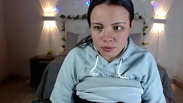 Megan 05  online show from 02-07-26, 06:27