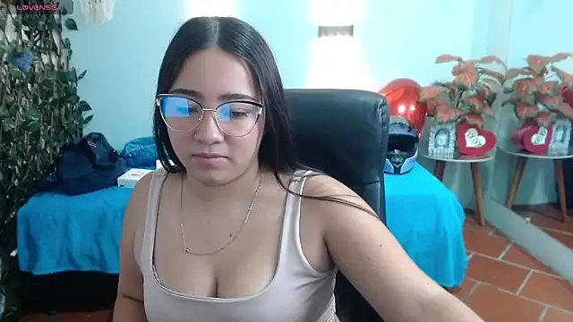 tinisweet online show from 04-09-26, 02:12