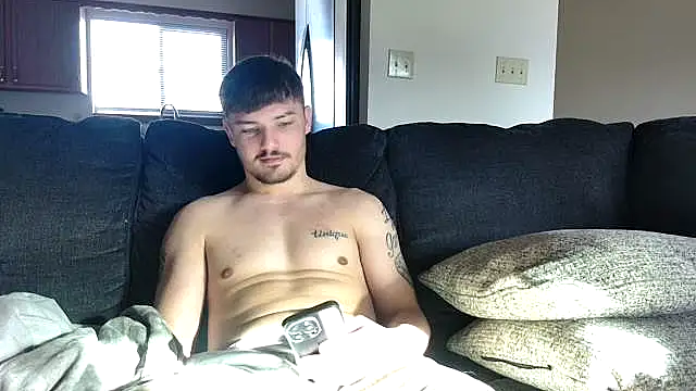 Snapshot of derekmontana2 chatting on 02-16-26, 10:07 derekmontana2 online show from 02-16-26, 10:07