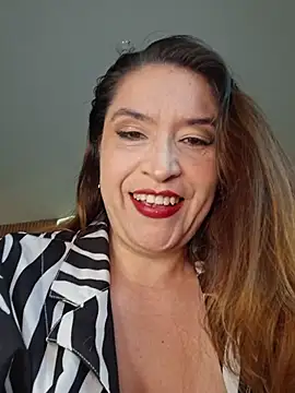 Lady Sofhia online show from 01-13-26, 07:51