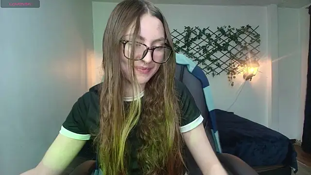 velvet  moon online show from 04-02-26, 12:51