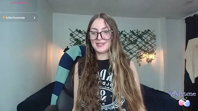 velvet  moon online show from 04-05-26, 12:06