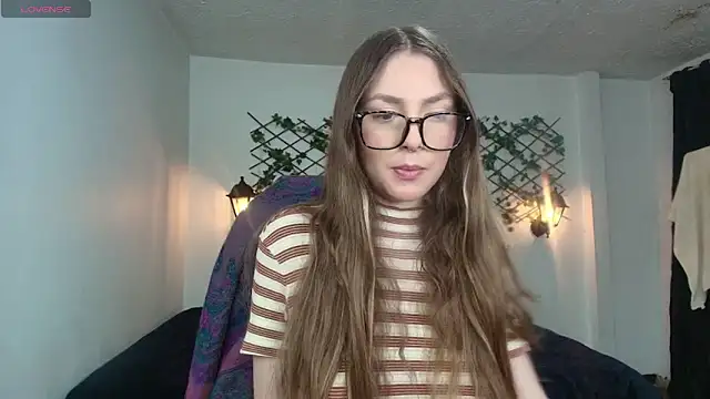 velvet  moon online show from 04-06-26, 12:39