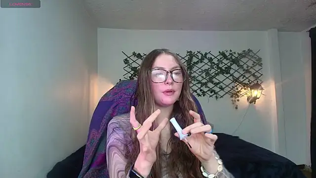 velvet  moon online show from 03-31-26, 11:51