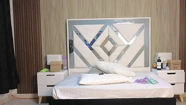 Snapshot of Lisa_sweetas chatting on 02-13-26, 01:27 Lisa sweetas online show from 02-13-26, 01:27