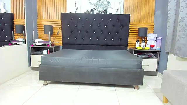 Lisa sweetas online show from 11-16-25, 07:40