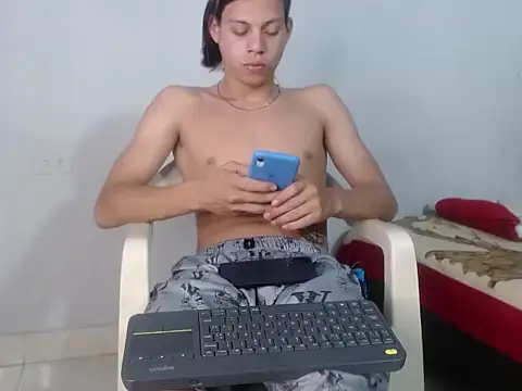 Snapshot of masterbrave420 chatting on 03-02-26, 10:06 masterbrave420 online show from 03-02-26, 10:06