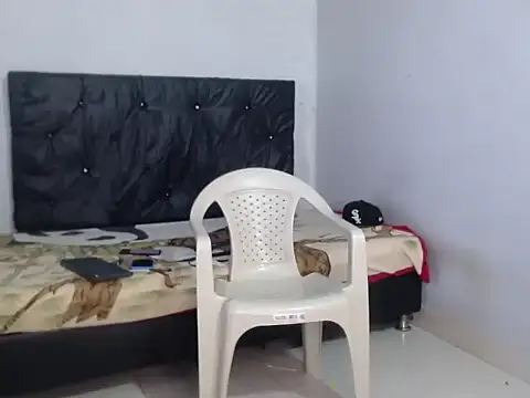 Snapshot of masterbrave420 chatting on 02-05-26, 02:02 masterbrave420 online show from 02-05-26, 02:02