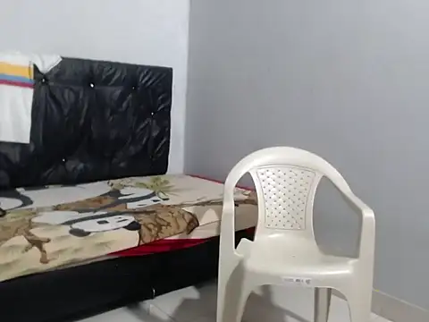 Snapshot of masterbrave420 chatting on 02-08-26, 03:43 masterbrave420 online show from 02-08-26, 03:43