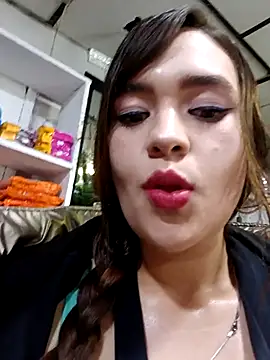 miss berlyn online show from 12-20-25, 02:58