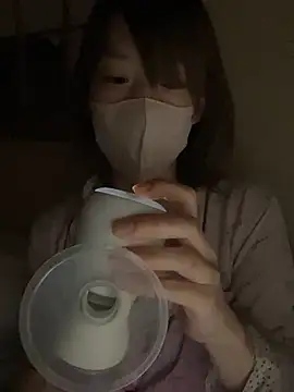 Snapshot of usako_2025 chatting on 11-27-25, 11:54 usako 2025 online show from 11-27-25, 11:54