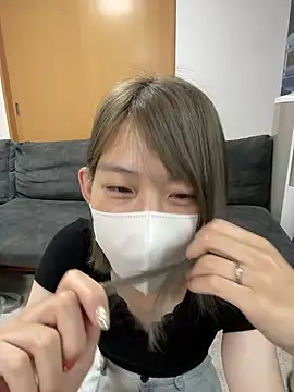 Snapshot of usako_2025 chatting on 06-26-26, 01:44 usako 2025 online show from 06-26-26, 01:44